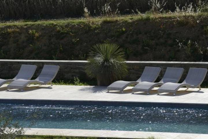 Gîte pour 4 personnes, avec piscine et terrasse à Villeveyrac - 3