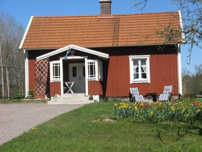 Hus för 6 Personer med trädgård in Nybro