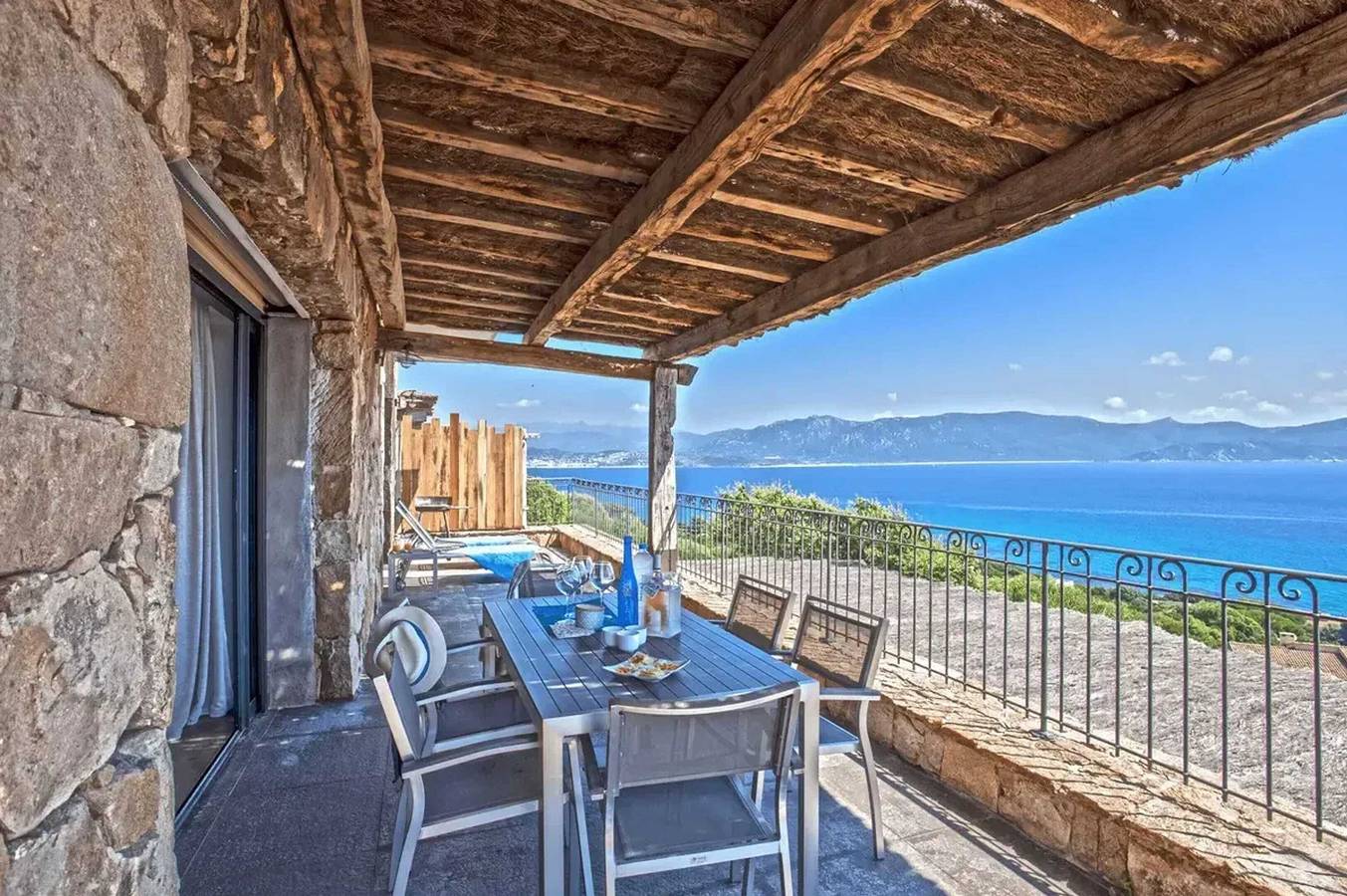 Apartamento entero, Apartamento con vista al mar en Olmeto in Abbartello, Olmeto