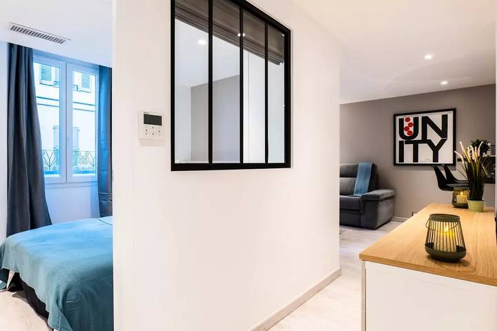 Gîte pour 4 personnes dans Cinema Les Arcades Ales - 2