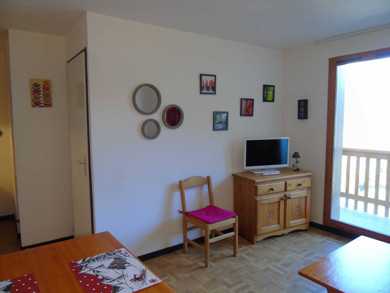 Geheel appartement, Cozy apt 4 pers Valfréjus, pets allowed, parking in Valfréjus, Modane