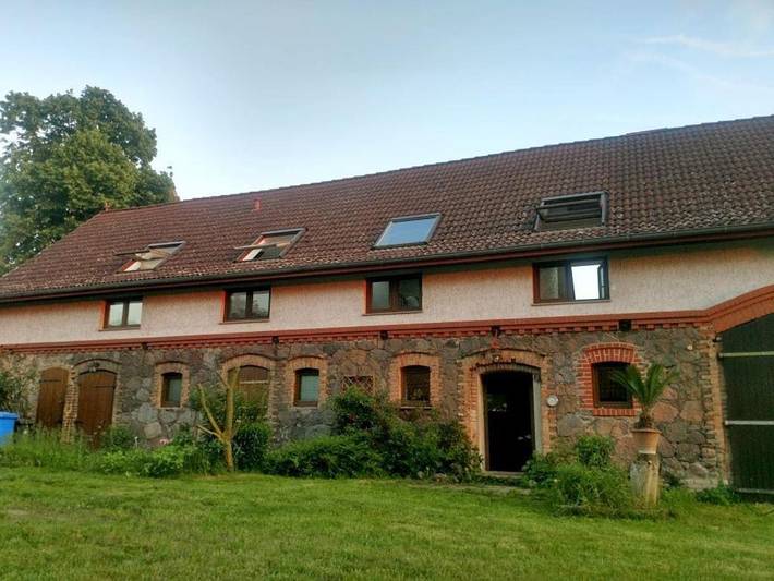 Ferienwohnung für 9 Personen, mit Terrasse und Garten sowie Ausblick in Müncheberg