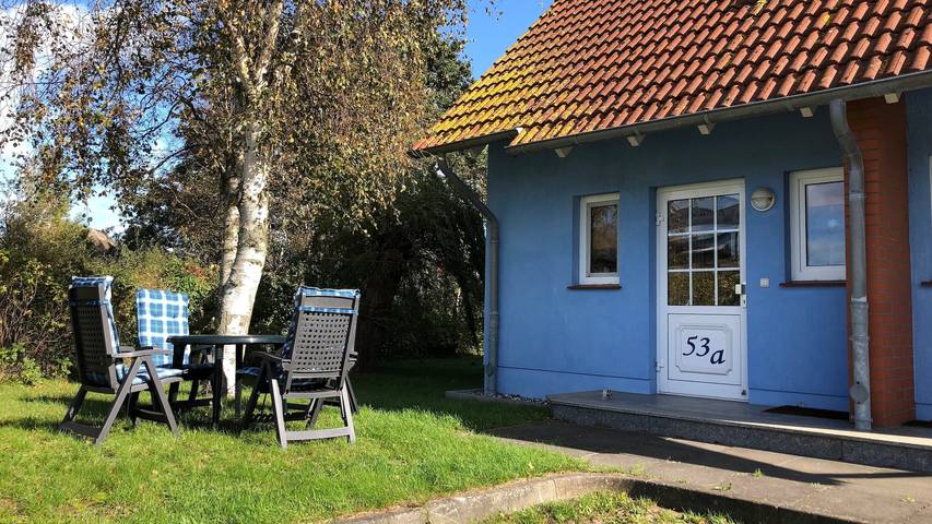 Ferienwohnung für 2 Personen, mit Garten im Dierhagen Ost