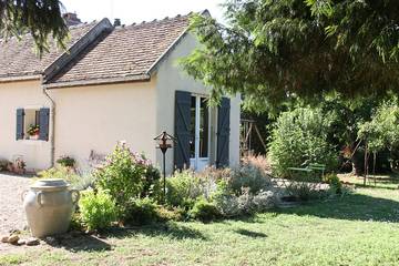 Chambre d’hôte pour 2 personnes, avec jardin, animaux acceptés dans Côte-d'Or