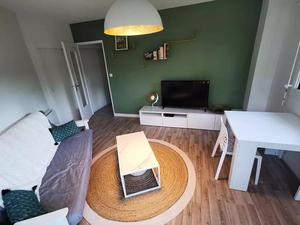 Appartement entier, Résidence Orion. Appartement pour 2 à 3 personnes. Wifi gratuit in Seignosse Océan, Seignosse