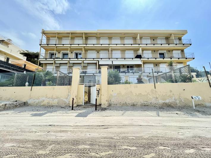 Gîte pour 4 personnes, avec terrasse et vue à Sanary-sur-Mer - 4