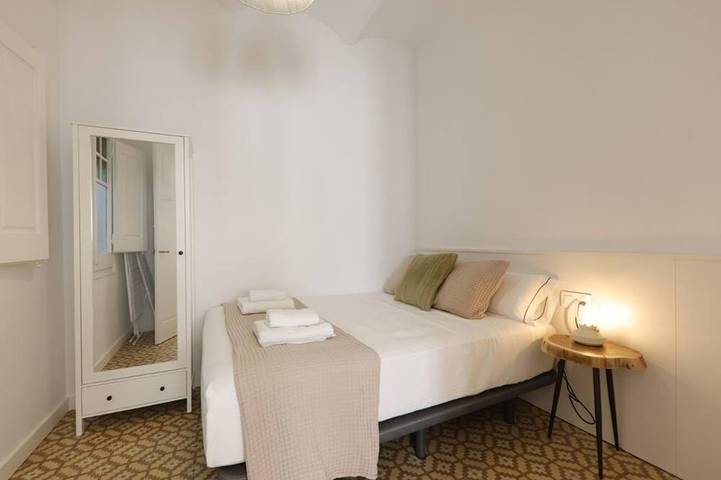 Ganze Wohnung, Bravissimo Santa Clara 53, 3 Schlafzimmer im Zentrum nahe Plaça Independència in Girona, Gironès