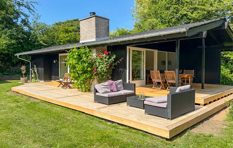 Ferienhaus für 5 Personen, mit Terrasse und Garten