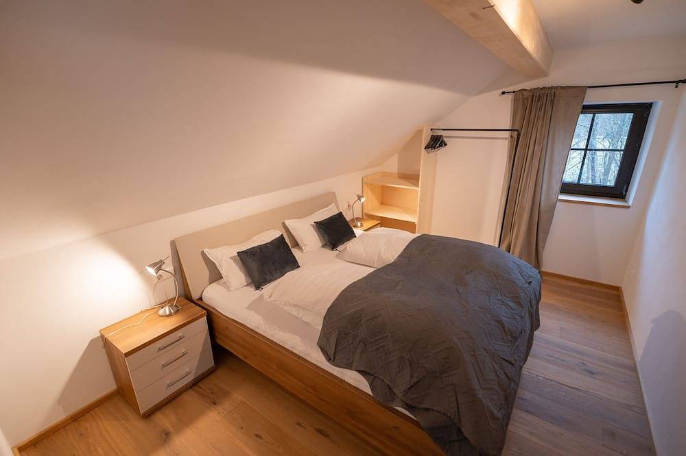 Ganze Wohnung, Ferienwohnung mit großem Balkon und Bergblick in Prem, Bayerische Alpen