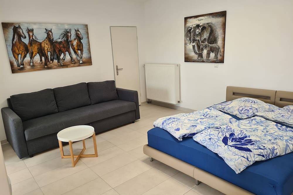 Appartamento intero, B - Fafa Home Hof With Pool in Stadtbezirk IX, Essen