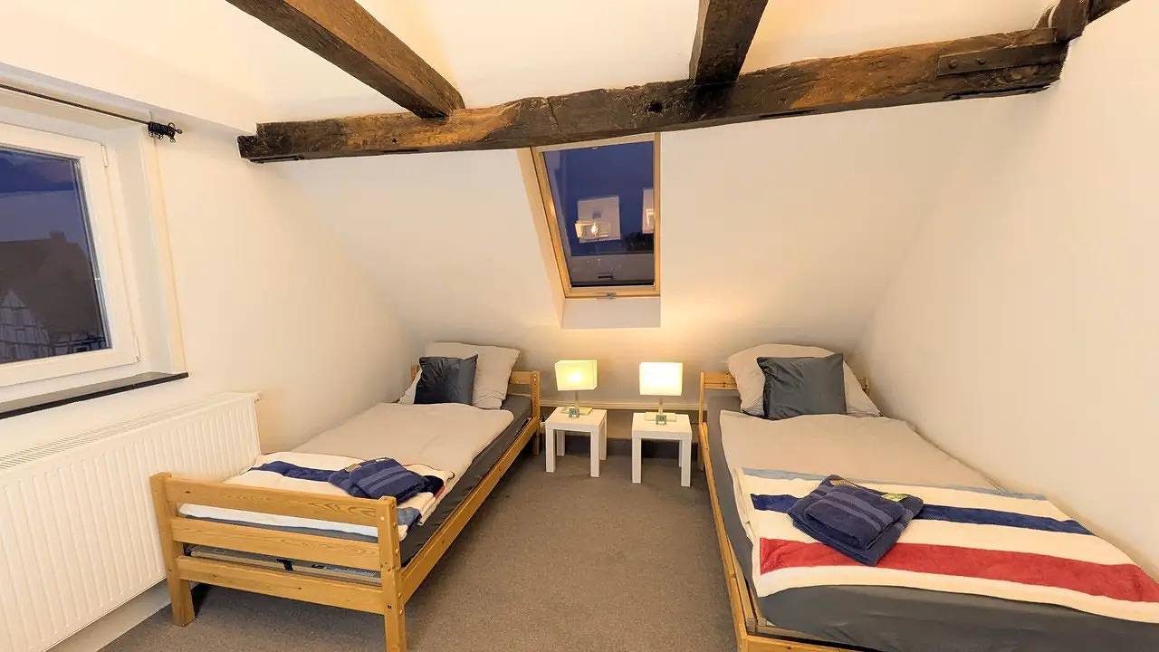 Ganze Ferienwohnung, Ferienwohnung für 4 Personen (70 m²) in Cassel in Wolfsanger-Hasenhecke, Kassel
