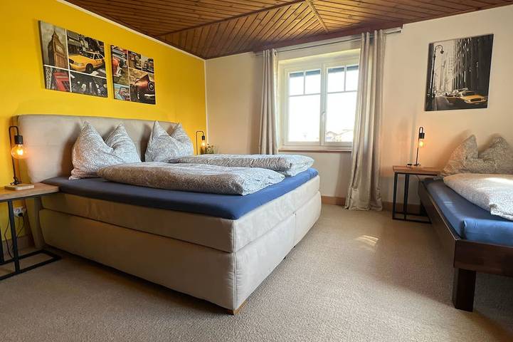 Ferienwohnung für 8 Personen, mit Balkon und Garten, mit Haustier