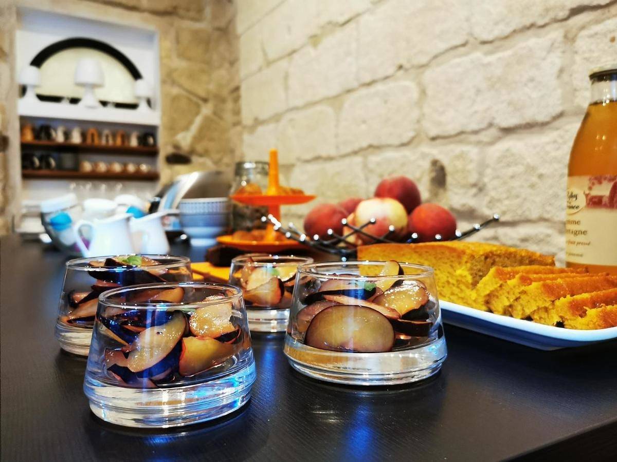 Deluxe Double Room with Bath in Avignon, Vaucluse