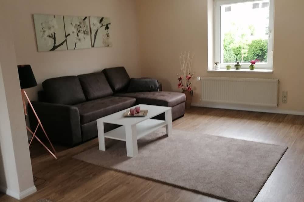 Ganze Wohnung, Morderne Ferienwohnung Hohenzieritz in Hohenzieritz, Mecklenburg-Strelitz