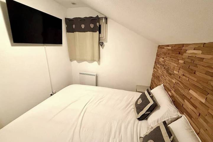 Appartement entier, Le Refuge du Loup - Vue Panoramique, Netflix & Piscine in Le Dévoluy, Région de Gap