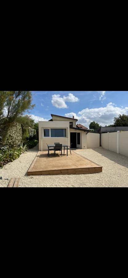 Location de vacances pour 4 personnes, avec vue ainsi que jardin et terrasse dans Plage Saint-Martin (Saint-Martin-en-Campagne)