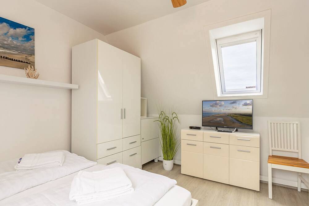 Ganze Wohnung, Haus Dorfstraße 30-30a - Wohnung 4 Dorfoase (Id 498) in St. Peter-Ording, Eiderstedt