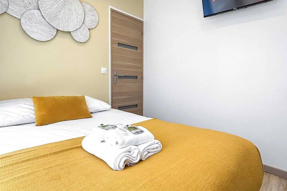 Entire apartment, Hoche A 12 - Studio Apartment, Sleeps 2 in Le Pré-Saint-Gervais, Seine-Saint-Denis