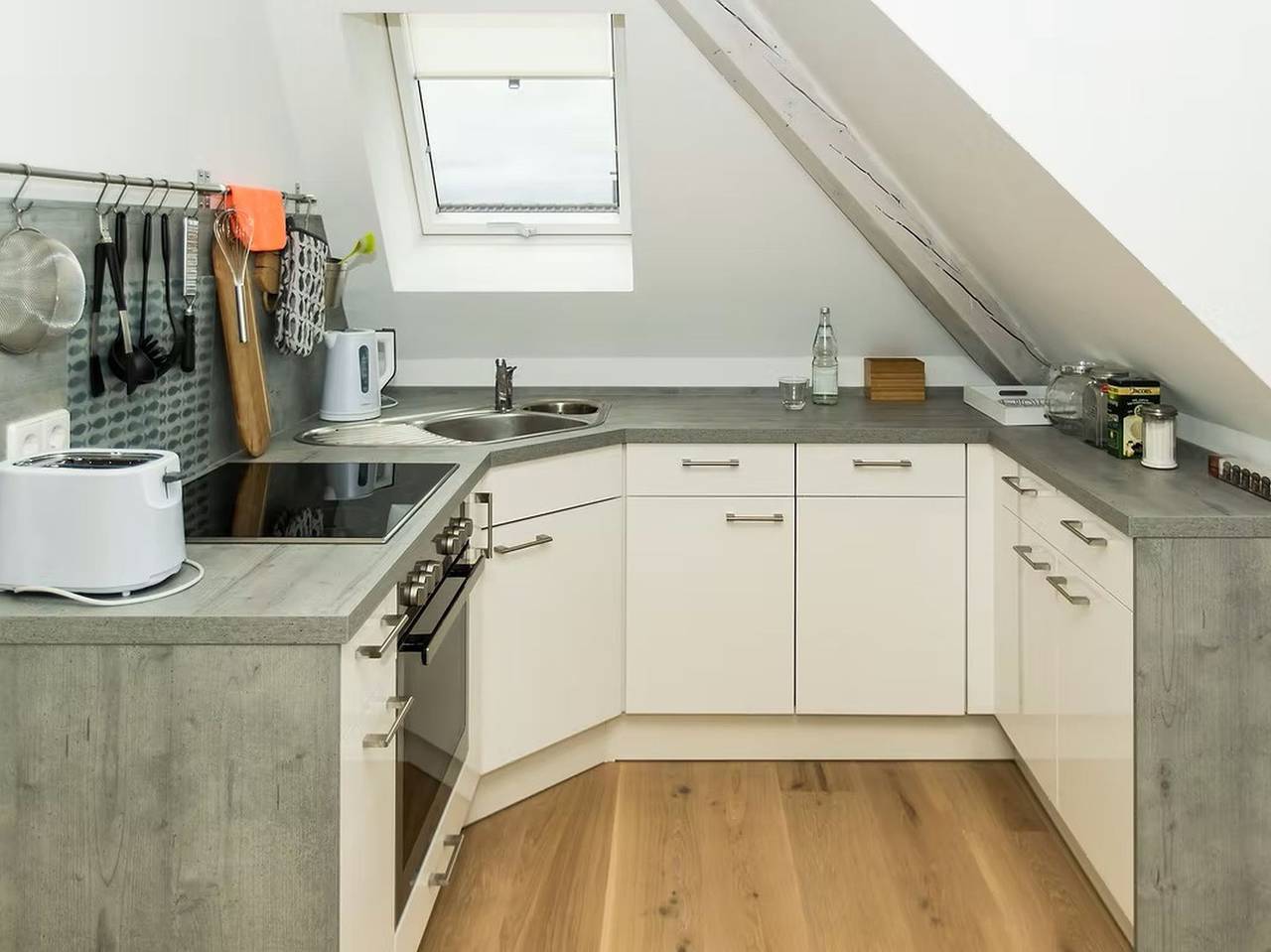 Ganze Ferienwohnung, - Ferienwohnung mit Dachterrasse, 45 qm, max. 2 Personen in Reichenau, Untersee