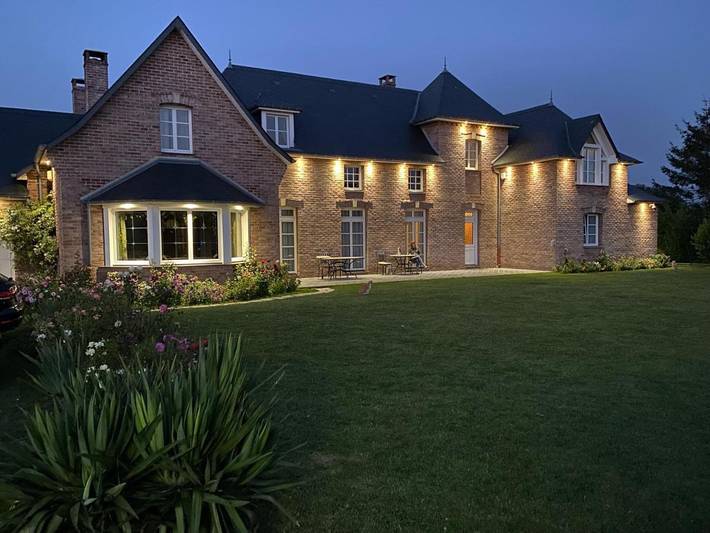 Chambre d’hôte pour 2 personnes, avec Terrasse et Jardin dans Arrest