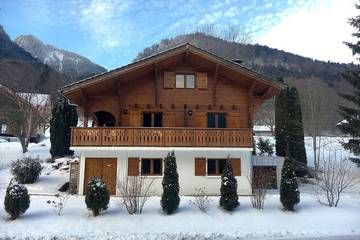 Maison de campagne pour 8 personnes, avec terrasse à Vacheresse