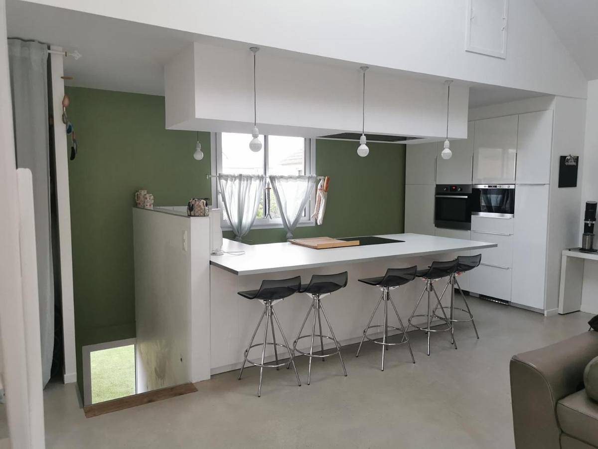 Four-Bedroom House in Coudeville-sur-Mer, Région de Coutances