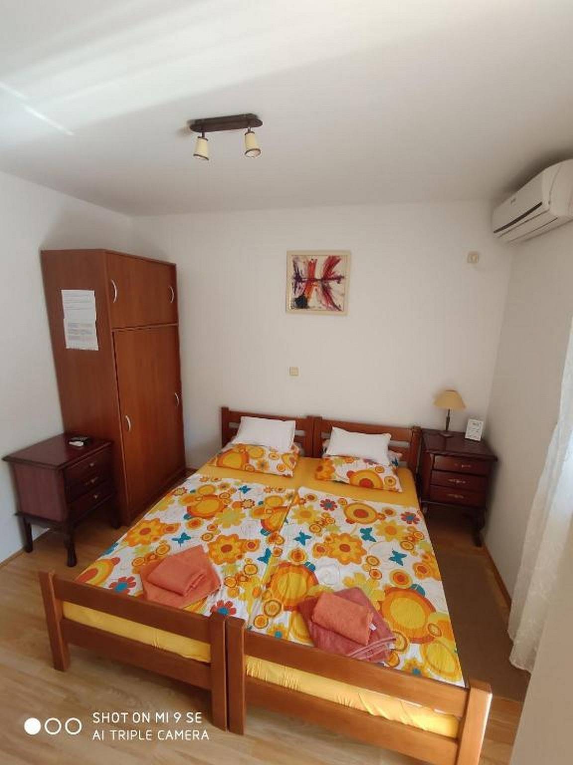 Ganzes Studio, Apartments Vala - Studio Apartment with Balcony in Vinisce, Split-Dalmatien