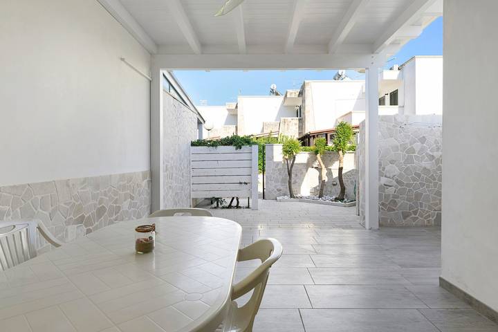 Ferienhaus für 4 Personen, mit Garten in Lido Specchiolla - 2