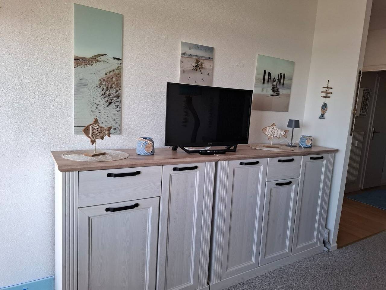 Ganze Wohnung, Gepflegte, neu ausgestattete Ferienwohnung mit herrlichem Ostseeblick. in Großenbrode, Ostholstein