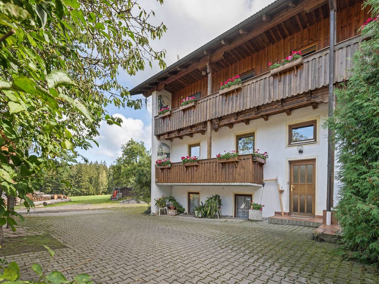 Ferienhaus für 5 Personen mit Balkon in Neukirchen beim Heiligen Blut, Ostbayern