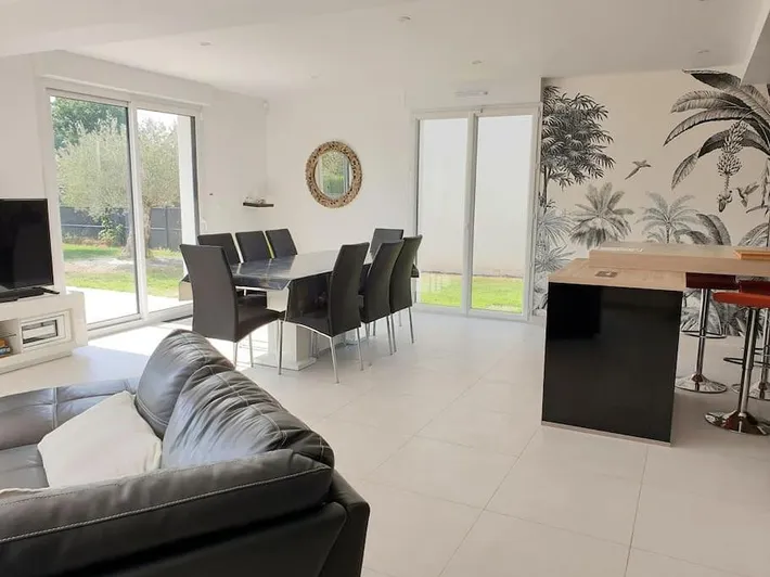 Villa pour 9 personnes, avec jardin et terrasse - 1