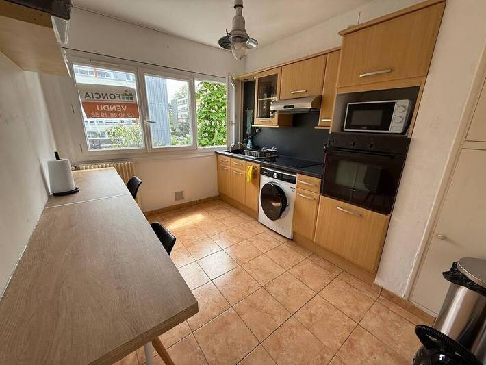 Appartement de vacances pour 8 personnes, avec balcon à Saint-Herblain