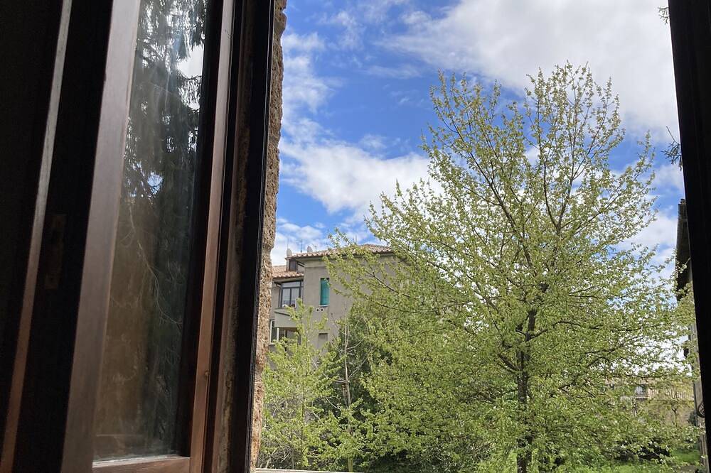 Mary Holiday House. Centrally located, Quiet, Quiet and Comfortable. in Orvieto, Provincia de Terni