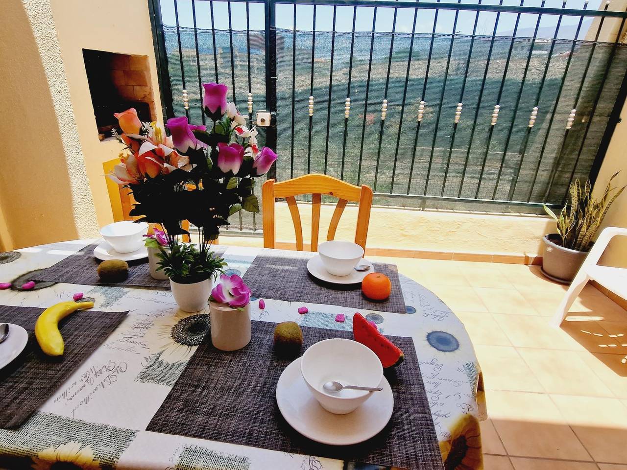 Entire holiday apartment, Mareverde holidays, 1 room & Wifi Free in San Eugenio Alto, Adeje