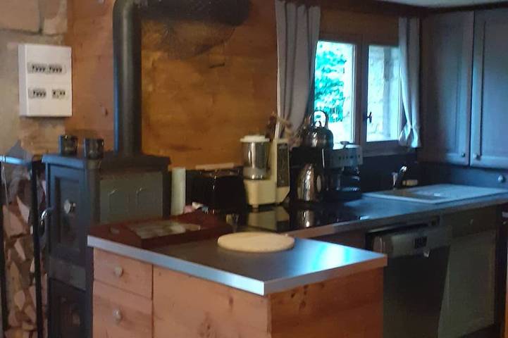 Gîte pour 4 personnes, avec jardin, animaux acceptés à Uzemain - 4