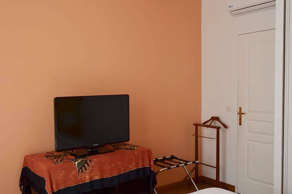 Appartement entier, Appartement confortable trés bien situé dans Paris in Paris, Île de France