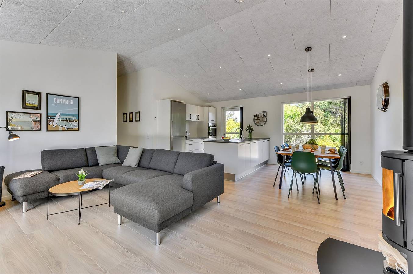 Pet friendly home in Ringkøbing with sauna in Lodbjerg Hede, Ringkøbing