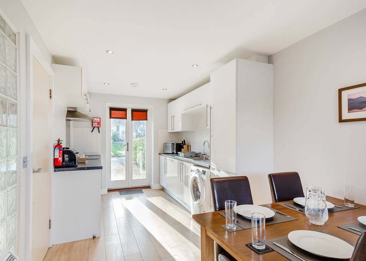 Bay Retreat Villa (sleeps 6) in Cornwall