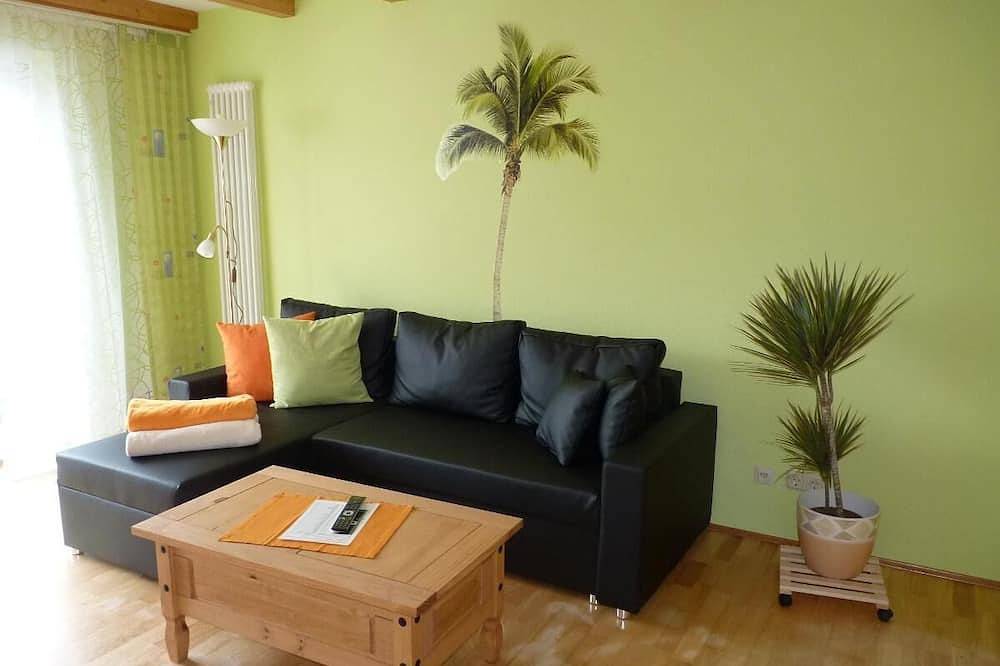 Ganze Wohnung, Ferienwohnung im ehemaligen Transformatorenturm in Bad Staffelstein, Oberes Maintal - Coburger Land