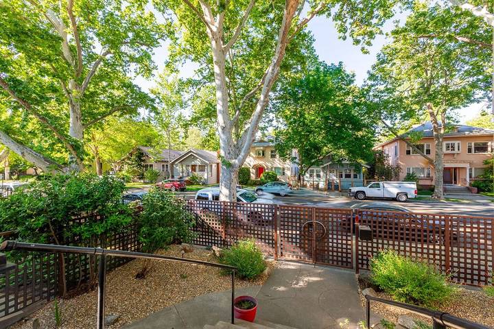 Holiday rental for 6 people, with balcony in Sacramento