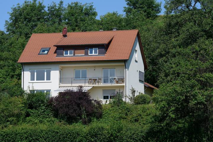 Ferienwohnung für 5 Personen, mit Balkon/Terrasse und Terrasse sowie Garten in Lindau