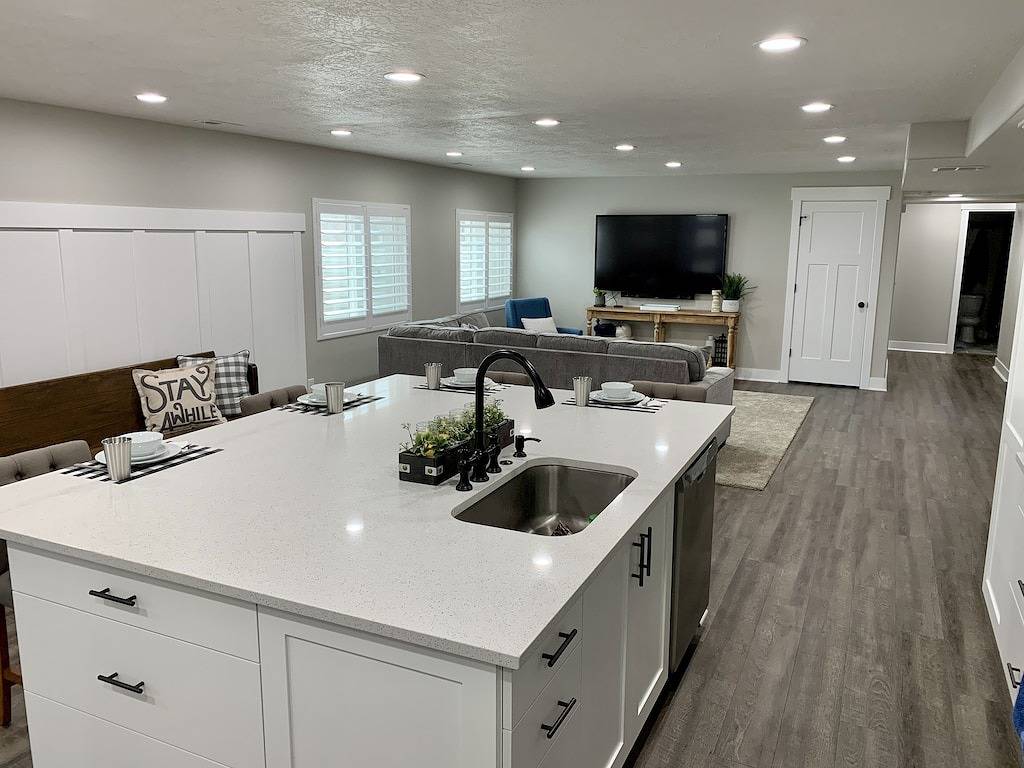 Location, comfort and cleanliness.
Whole basement 1600-plus square feet. in Lehi, Utah Lake