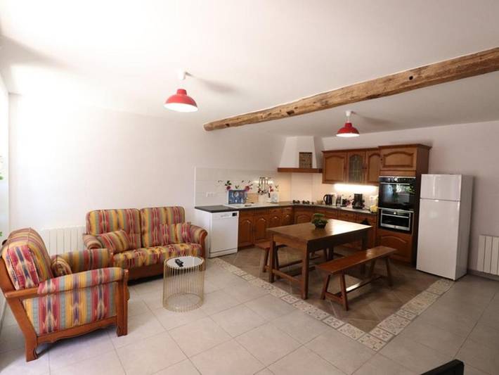 Location de vacances pour 4 personnes, avec jardin à Pleaux - 3