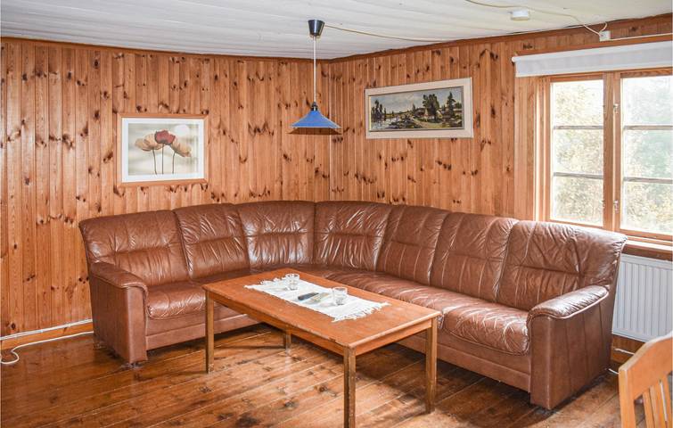 Ferienhaus für 6 Personen mit Garten in Kronoberg