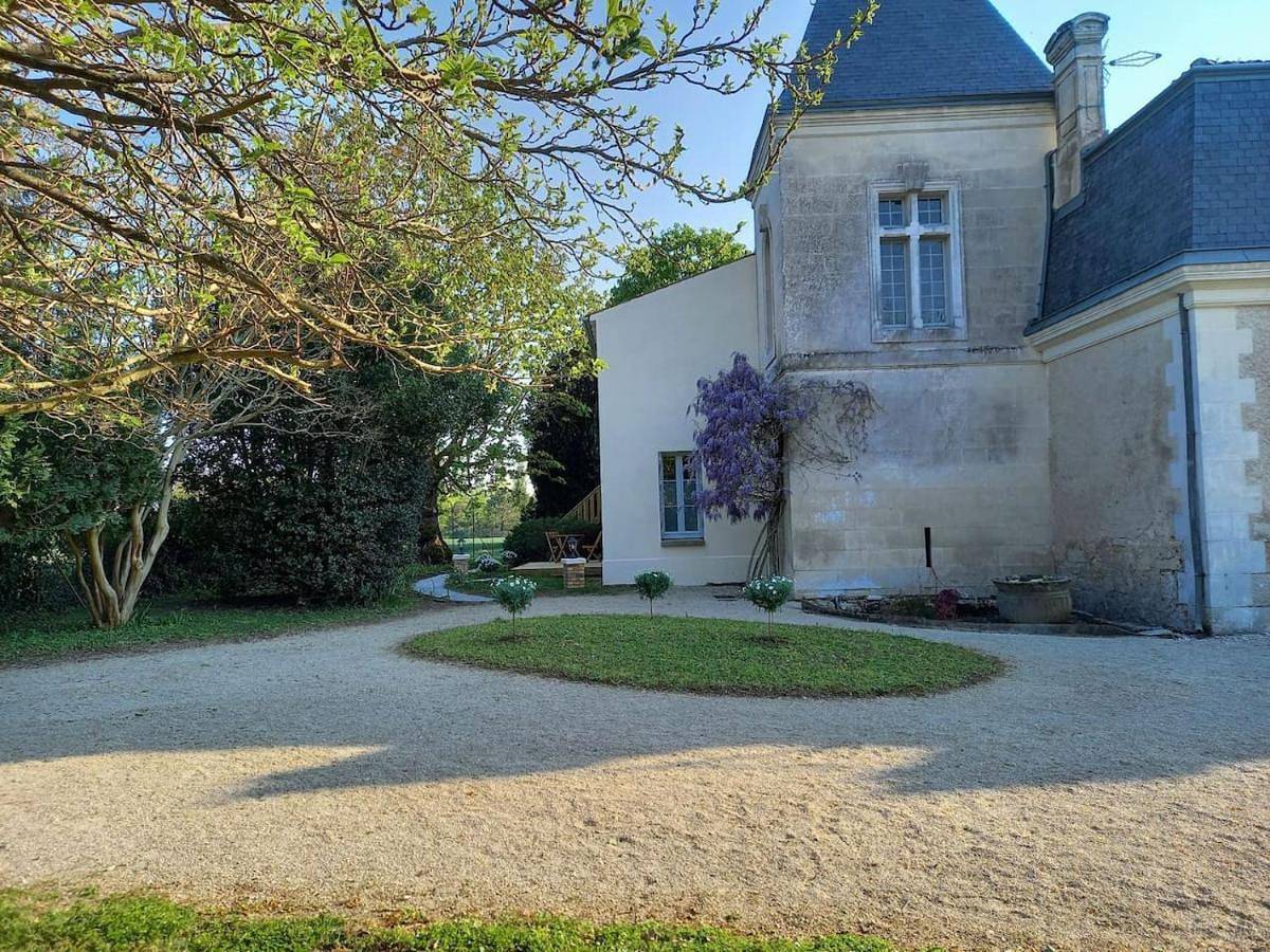 Appartement entier, La Grelauderie 1 in Saintes, Région de Saintes