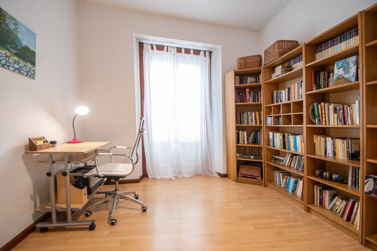 Entire apartment, Santa Maria Serenity: Your Historic Retreat in the Heart of Cádiz in Cadiz Old Town, Cádiz