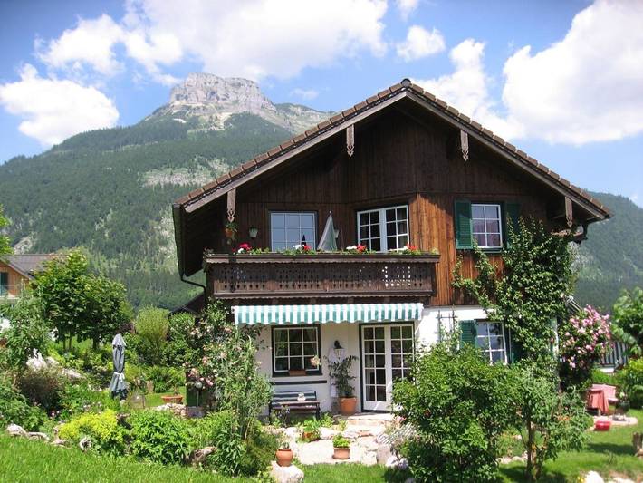 BnB für 3 Personen, mit Terrasse und Garten sowie Seeblick und Ausblick im Salzkammergut