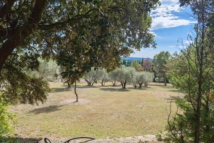 Gîte pour 2 personnes, avec jardin à Pernes-les-Fontaines - 3