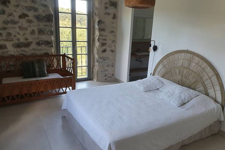 Location de vacances pour 18 personnes, avec jardin, animaux acceptés à Laurac-en-Vivarais - 3