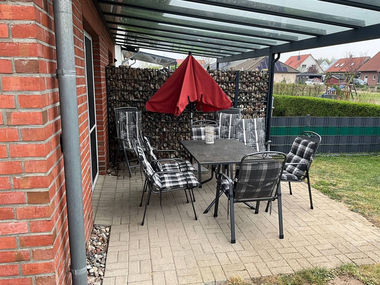 In Hoben mit Grill und Terrasse in Zierow, Nordwestmecklenburg (Wismar und Umgebung)